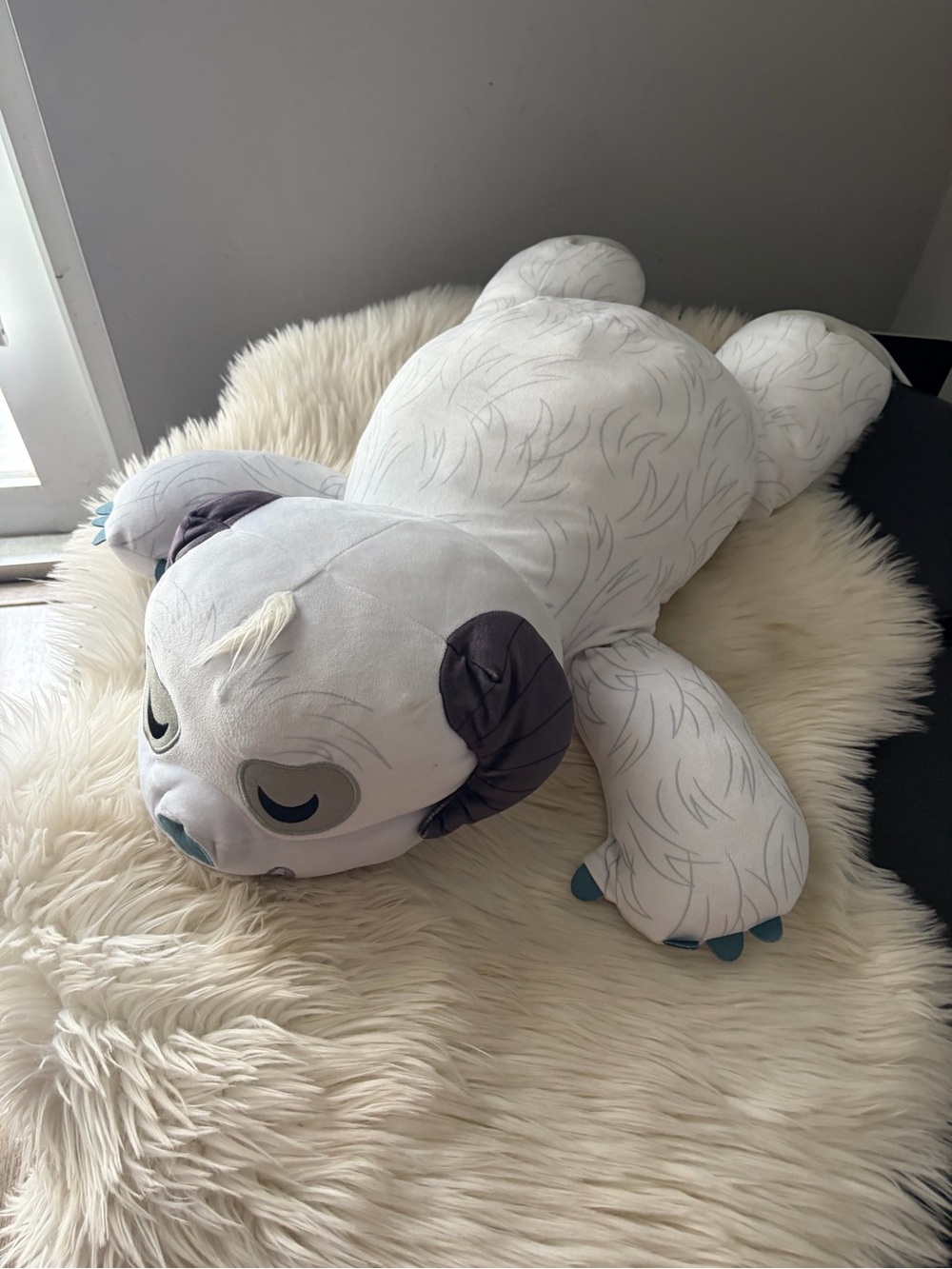 Disney Store Star Wars Wampa Cuddleez Large Plush,